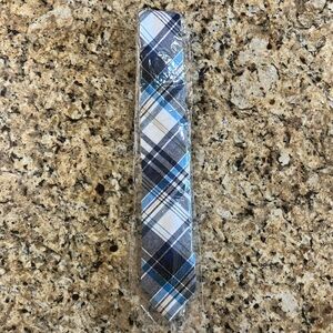 New - 1901 Men's Blue, White, Tan Plaid Tie